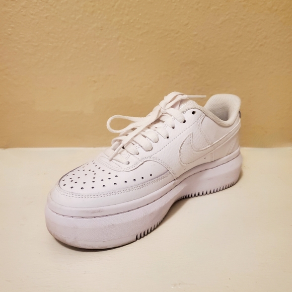 WHITE NIKE COURT VISION ALT LTR - Picture 4 of 8